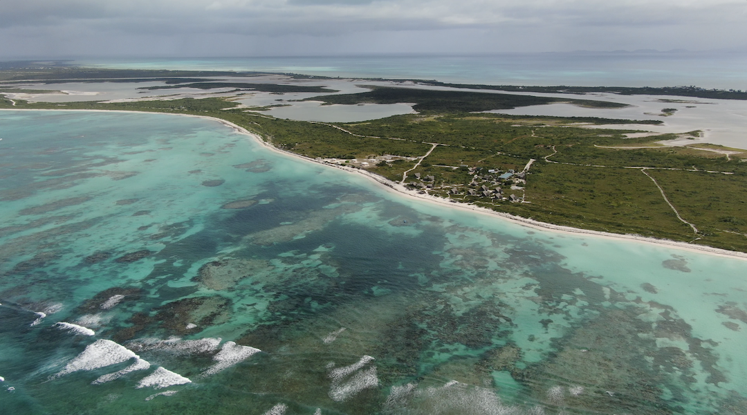 Anegada Sea Markers, Rock Removal, Cargo Wall